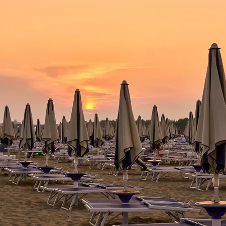Family With Fenced Garden In Lido Dei Pini Lejlighed Bibione